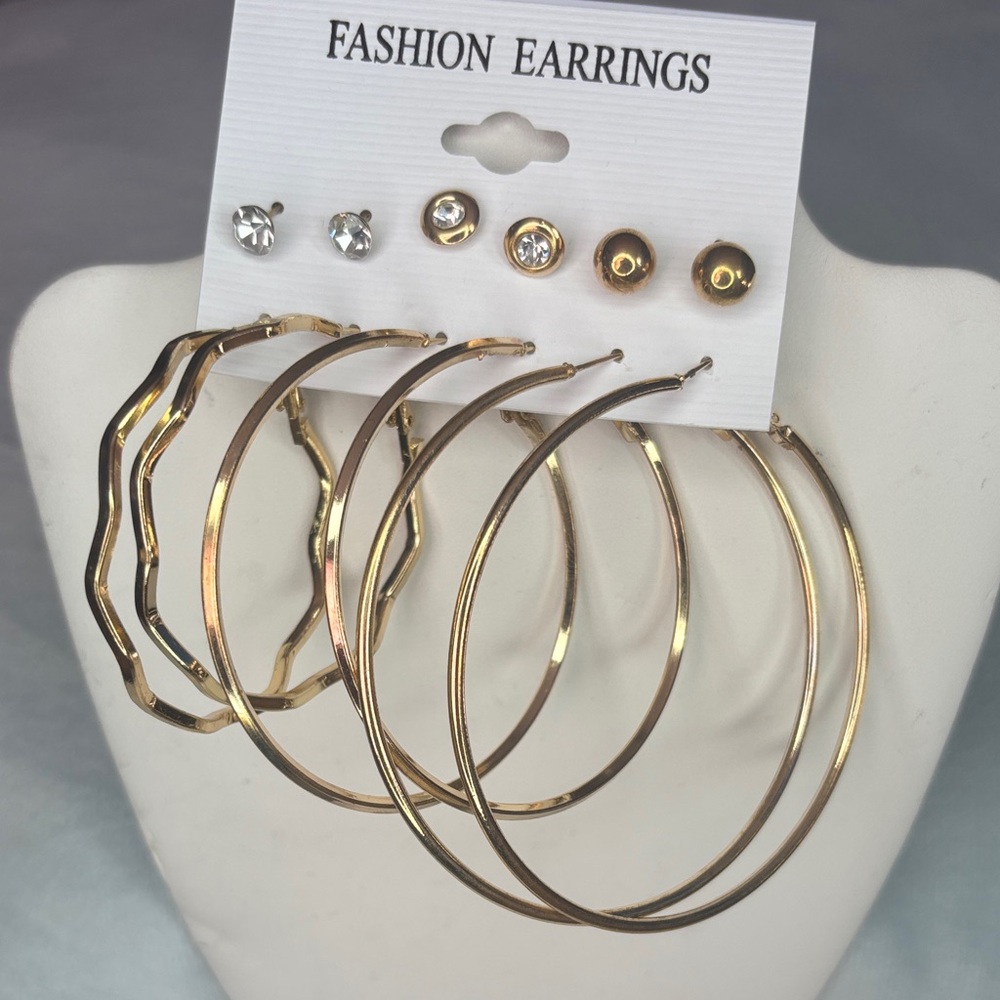 Gold Fashion Hoop Earrings Set